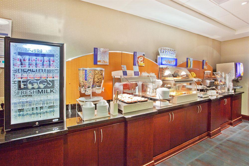 Holiday Inn Express Hotel & Suites Atlanta-Cumming By Ihg Ngoại thất bức ảnh